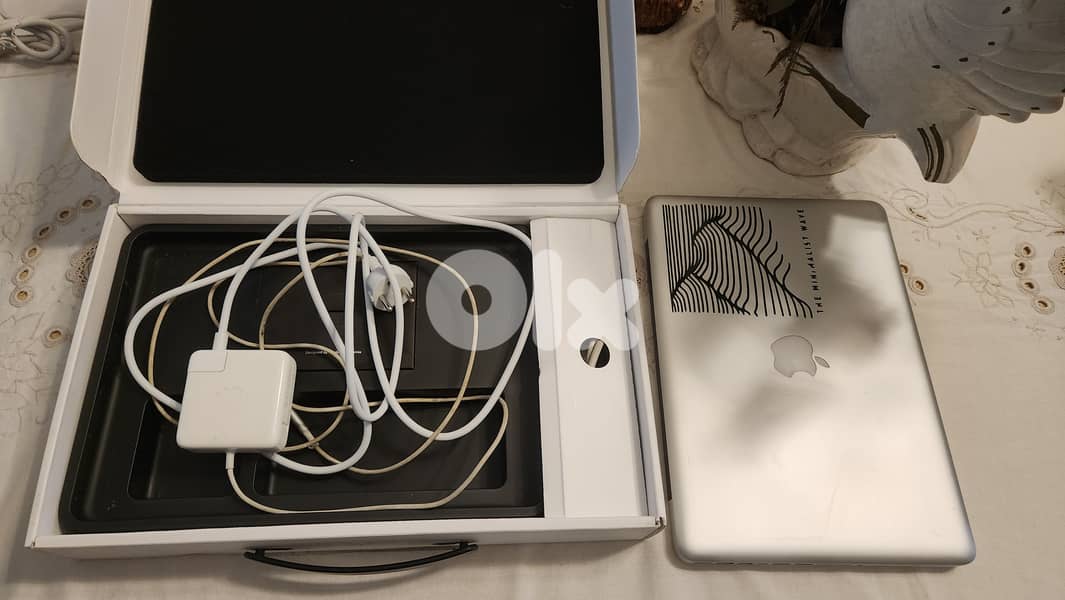 Macbook PRO 13 i7 8gb ram 512 ssd 6