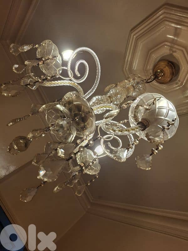 3 chandeliers 0