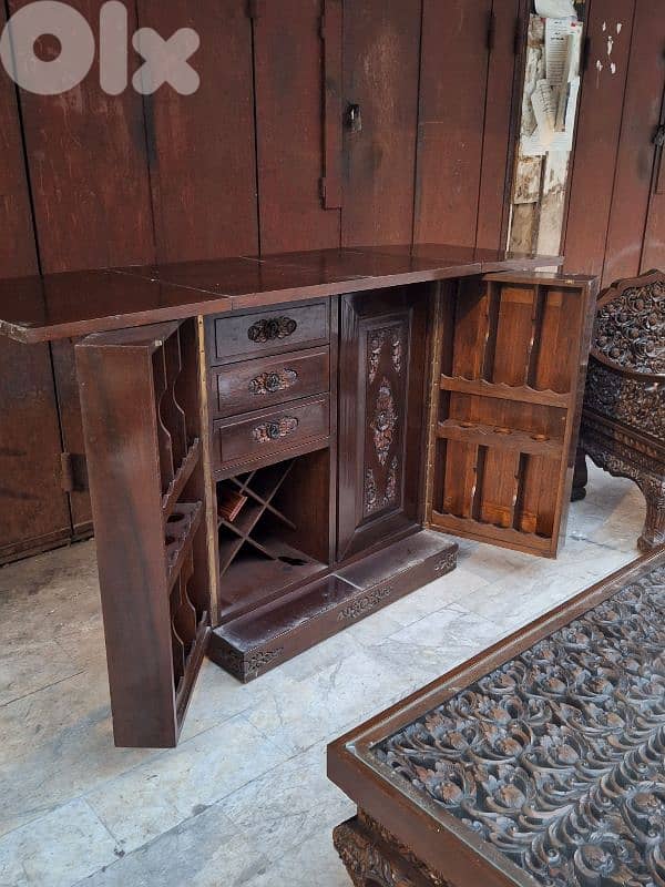 antique eastern bar 4