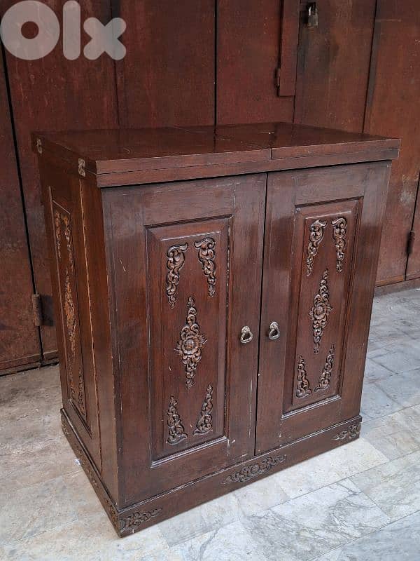 antique eastern bar 9