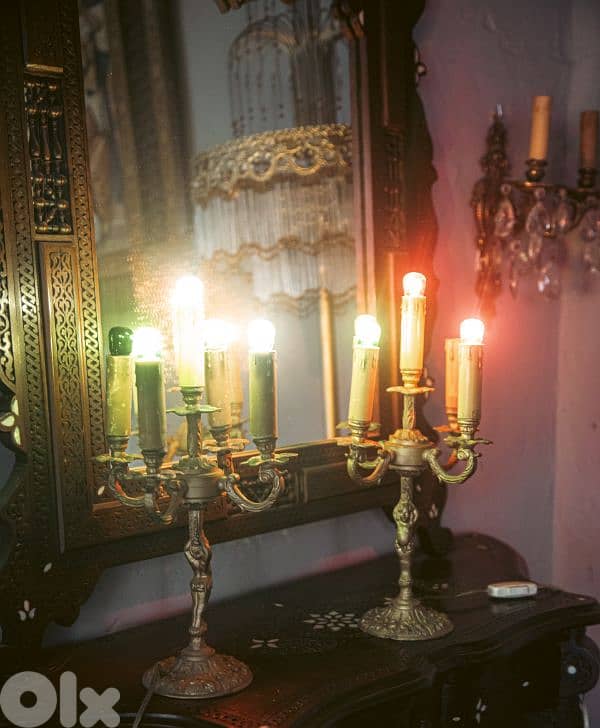 2 antique brass lamps 3