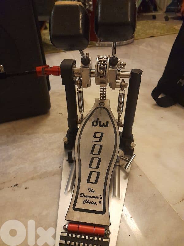 DW9000 series double pedal 1