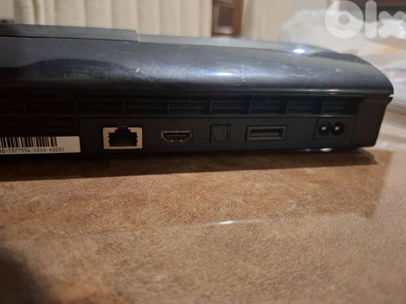 Sony PS3 super slim 1