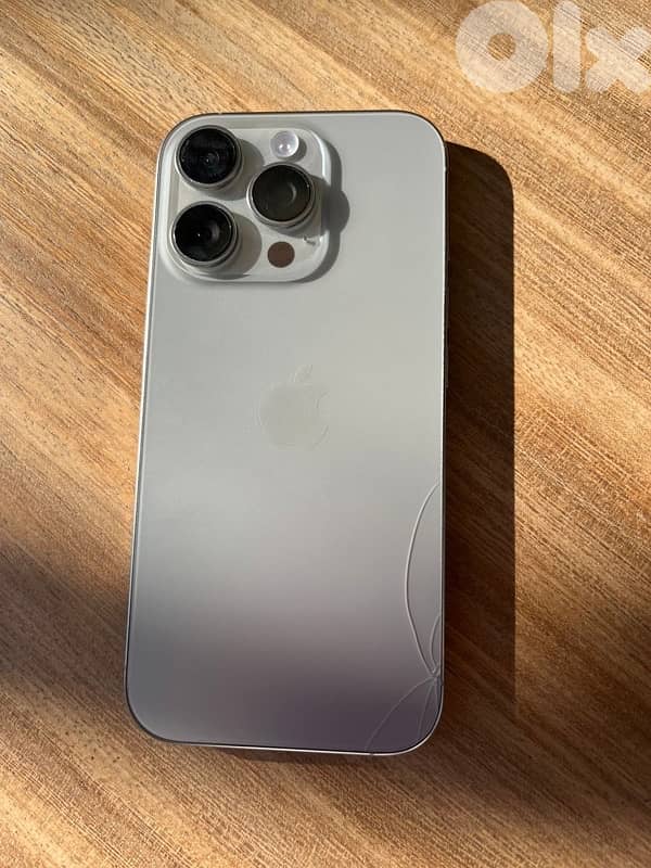 Iphone 16 Pro 4