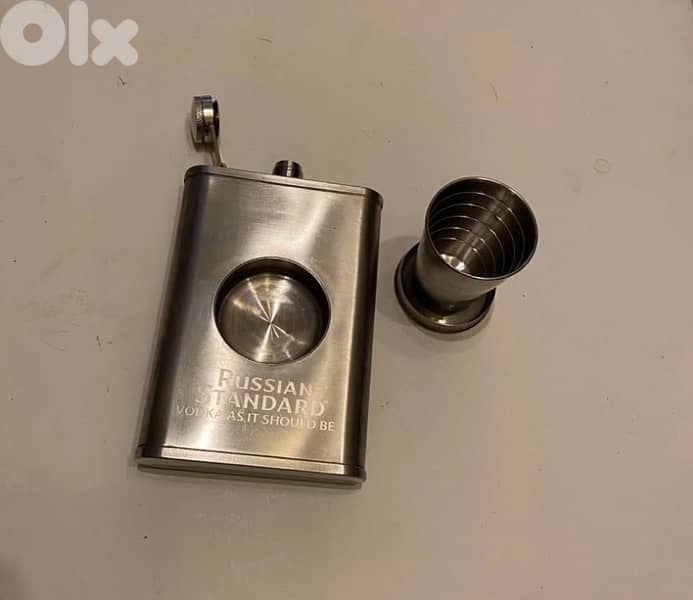 stainless steel flask & shot 3