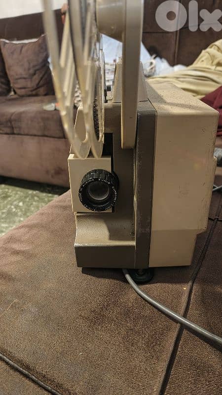كميرة سينما قديمة جدا ثبعد شغالة 4