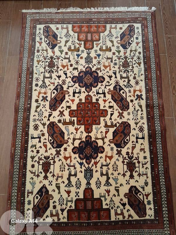 Iranian carpet hand  affichar 4