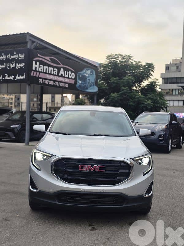 GMC Terrain 2018 4wd silver on black ajnabe Top car CLEAN CAR FAX 0