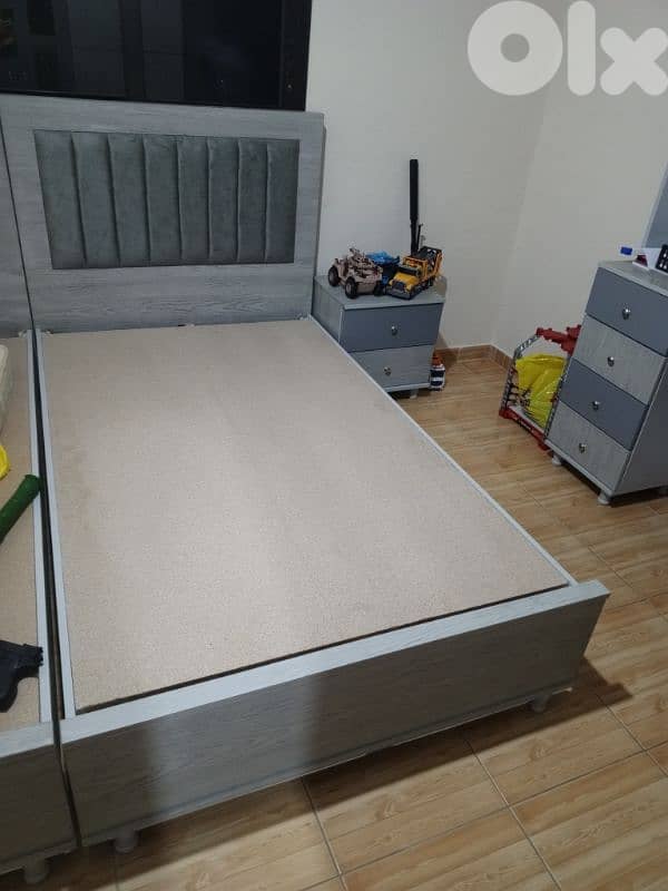 القرية شرق صيدا 0