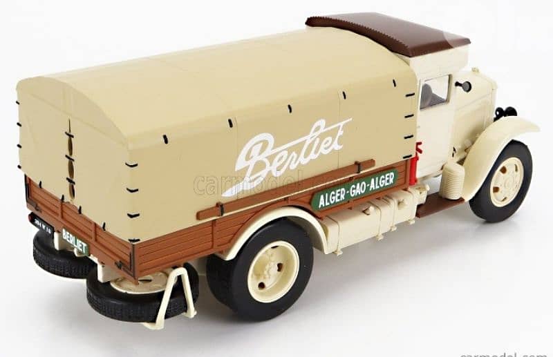 Berliet Truck 1932 diecast car model 1;43. 2
