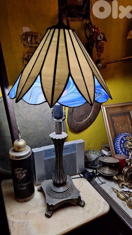 Tiffany lamp 0