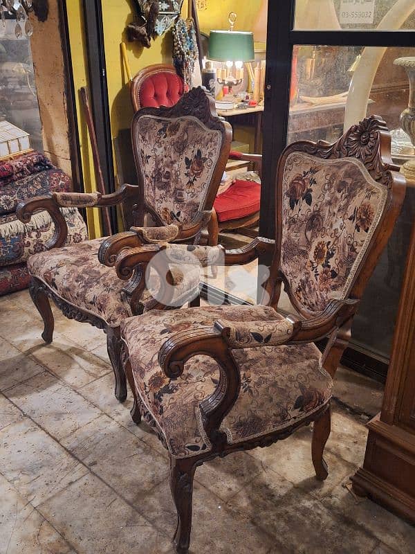 massif wooden hand chairs 3