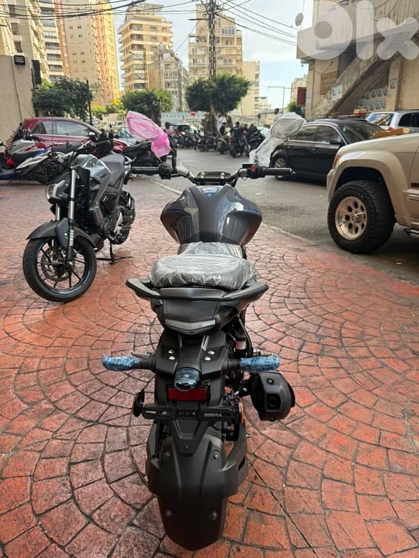 Yamaha FZS 155 cc V (4) 2025 okm 1