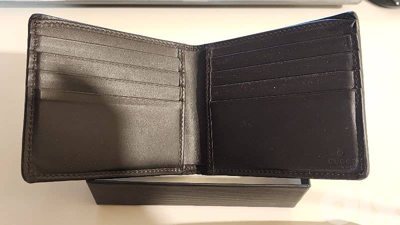 Original Gucci Wallet 2