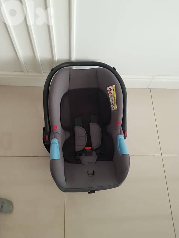 car seat mamas and papa’s 3