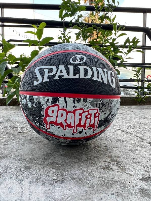 spalding basketball 0