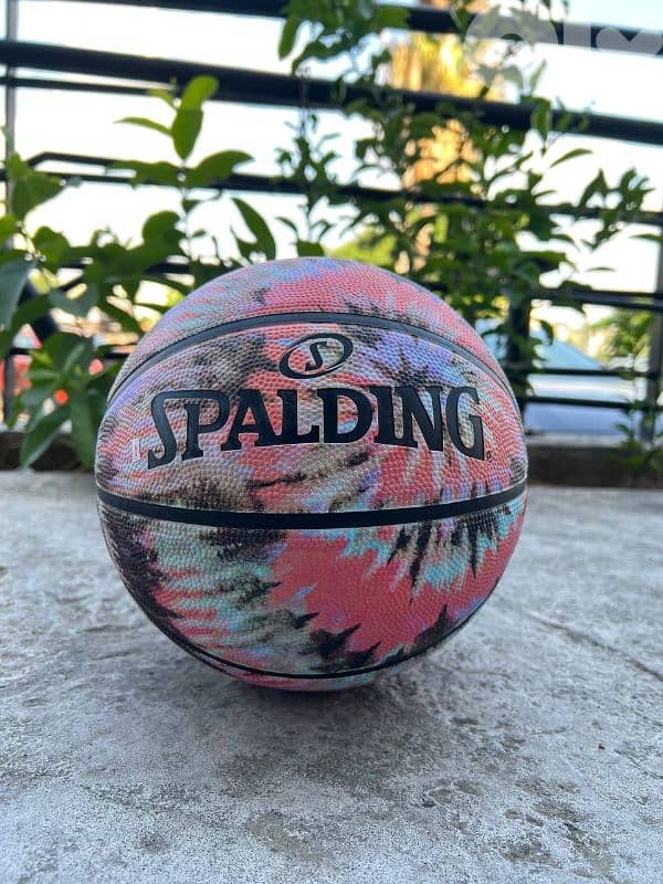 spalding basketball 0