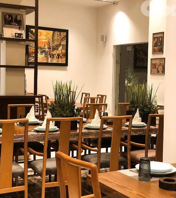 VERY RARE AMERICAN CEDAR WOOD DINING TABLE 1