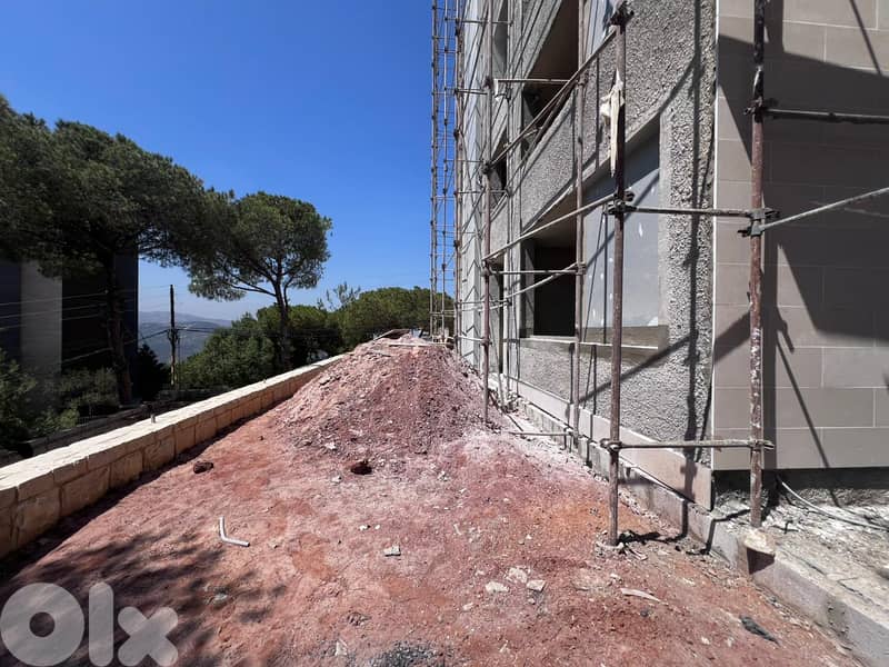 Under-Construction Apartment for Sale in Oyoun Broummana 0