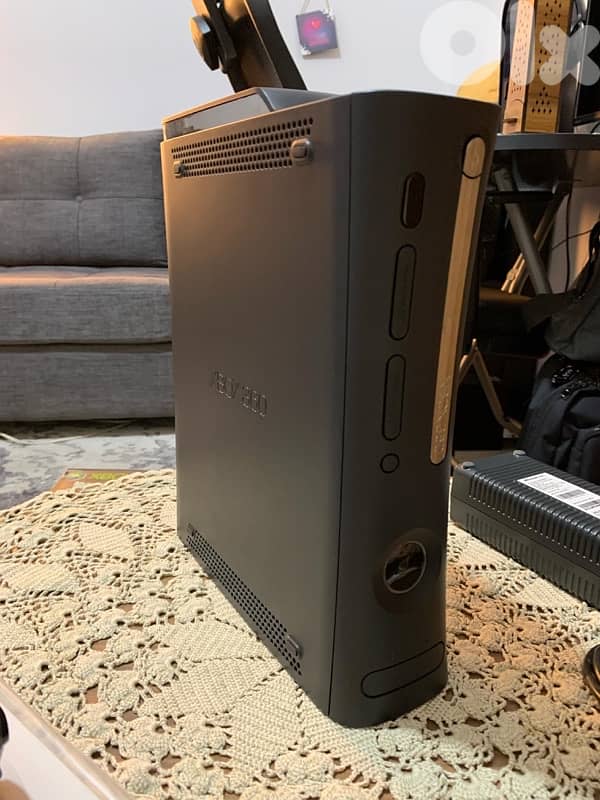 Xbox 360 elite 3