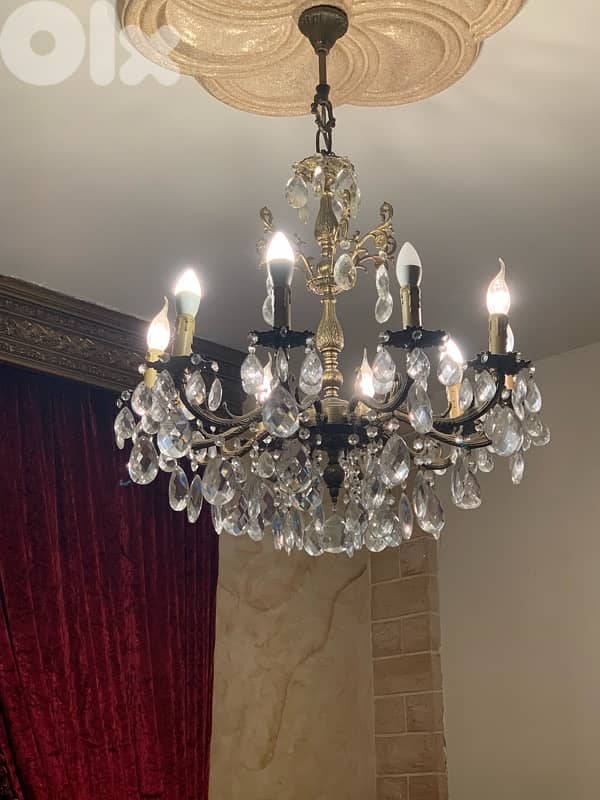 ثريات نحاس  وكريستال 2
