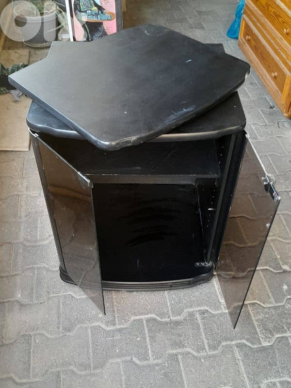 طاوله تلفزيون 2