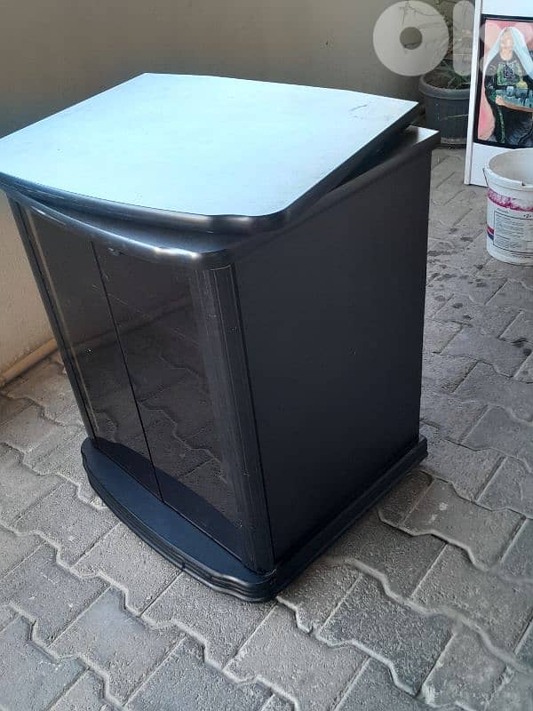 طاوله تلفزيون 6