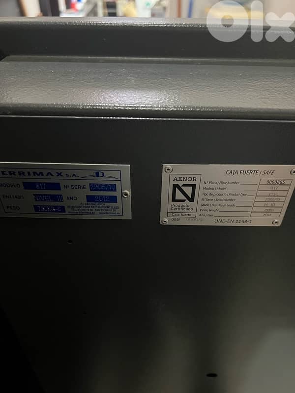 safety box ferrimax made in spain 1.22m grade 3 1