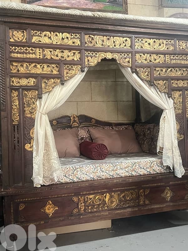 wooden divan daybed 3