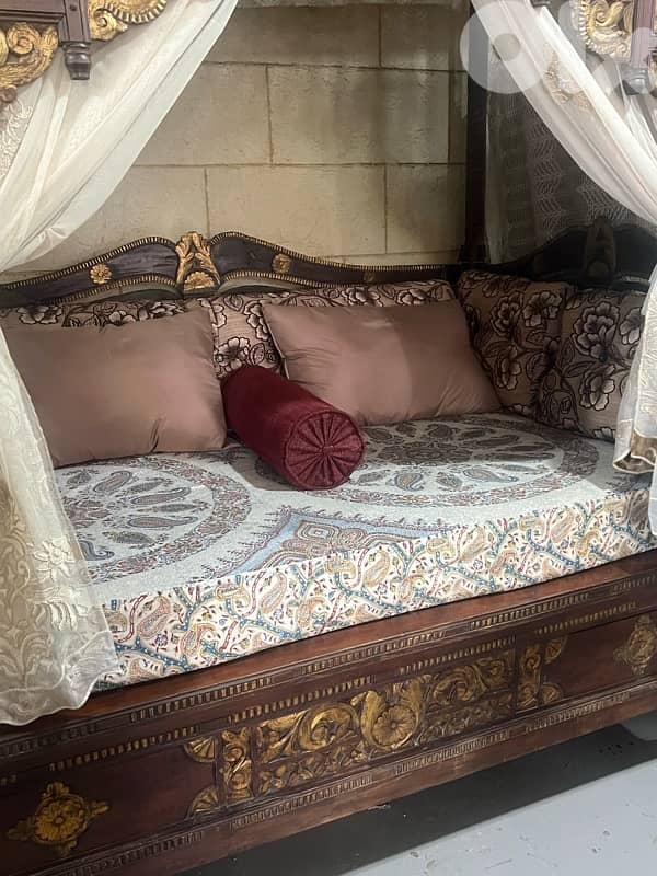 wooden divan daybed 7