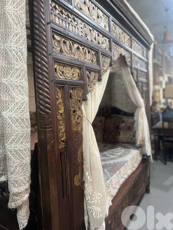 wooden divan daybed 9