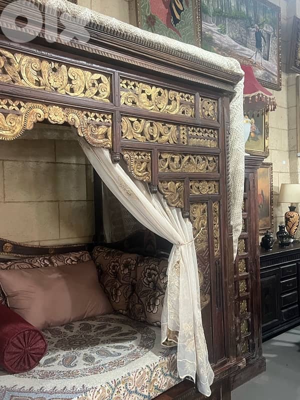 wooden divan daybed 12