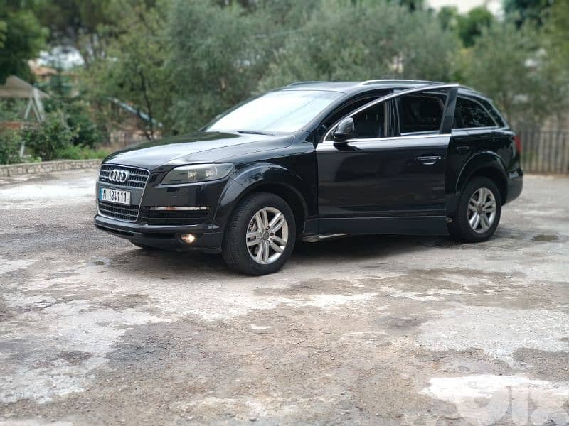 Audi Q7 2009 0