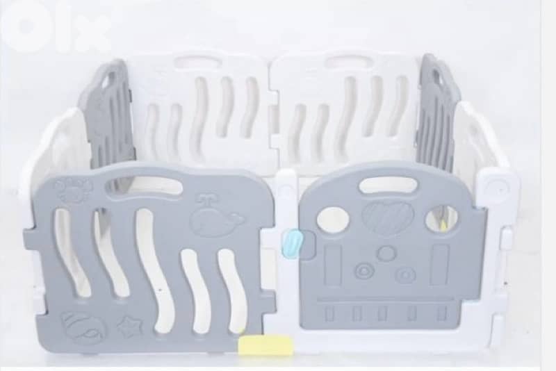 spanish play pen with gate 1