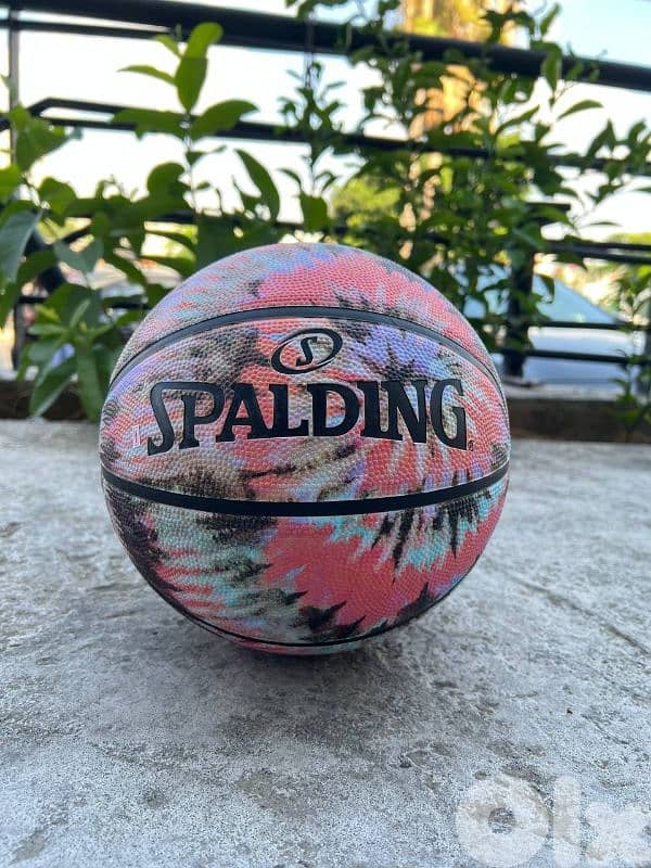 spalding basketball 0