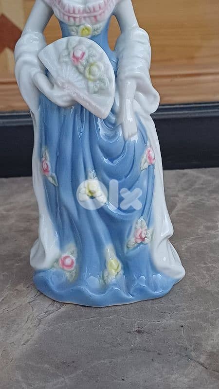 antique 3