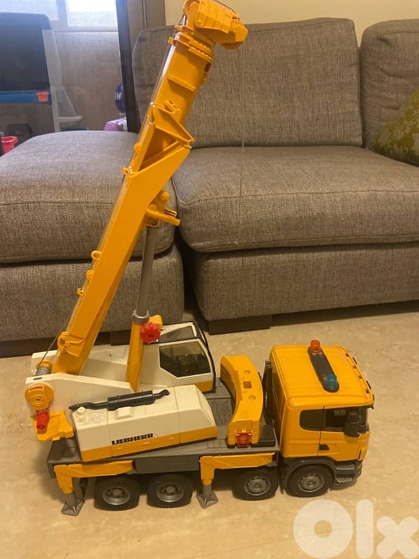 Liebherr Crane truck-62cm 2