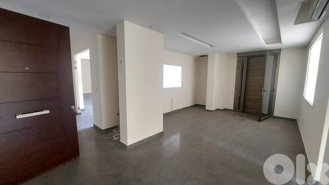 Naccache, METN/ Luxurious Office for Rent -مكتب فاخر للإيجار في النقاش 0