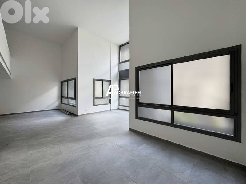 High Ceiling - 280 Sqm - Apartment for Sale In Badaro 0