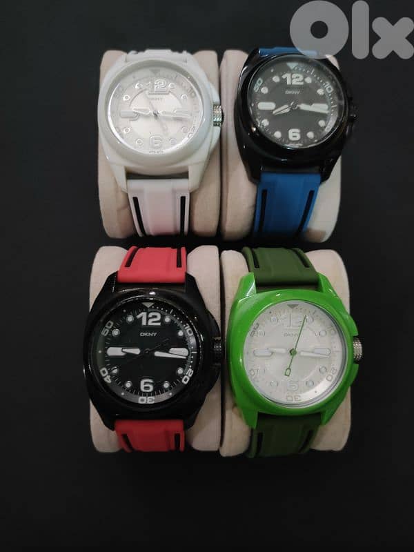 DKNY original watch. 3