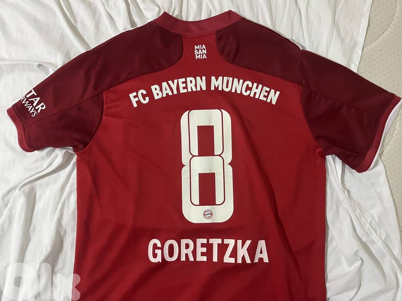 Bayern Munich 2021 Home jersey Goertzka 8 1