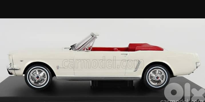 Ford Mustang Convertible 1965 diecast car model 1;24 1