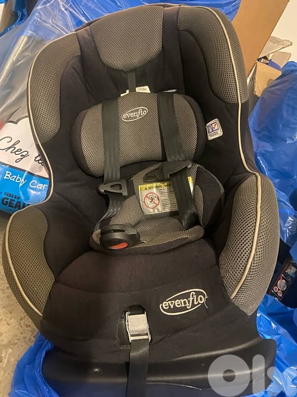 Evenflo car seat 0