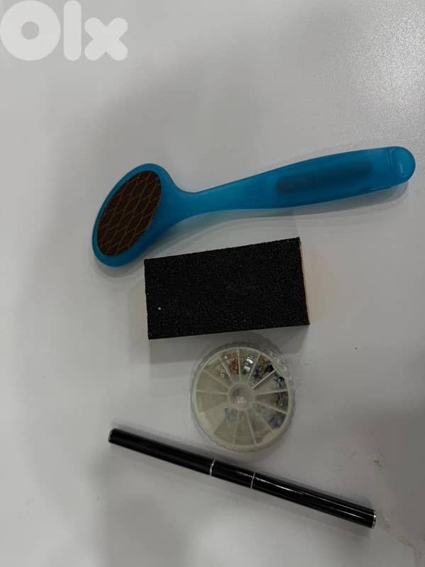 اغراض institut كاملة للبيع بسبب الاقفال 13