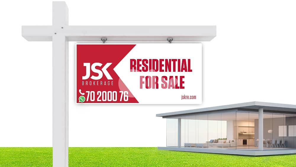 L18759-High Potential! Apartment with Terrace For Sale in Achrafieh, C 0