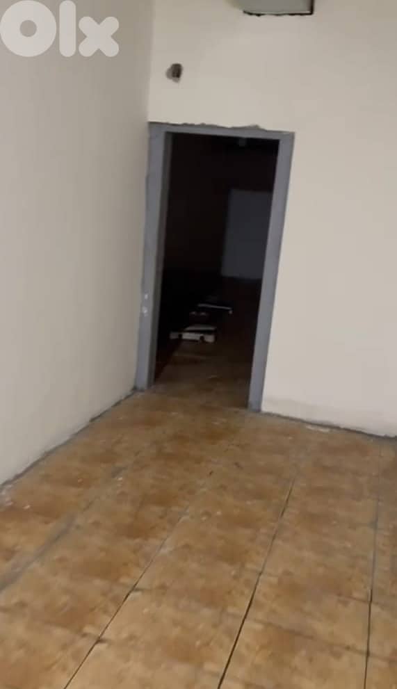 مستوضع للايجار في السيفي Depot for rent in Sioufi | 120 sqm 0