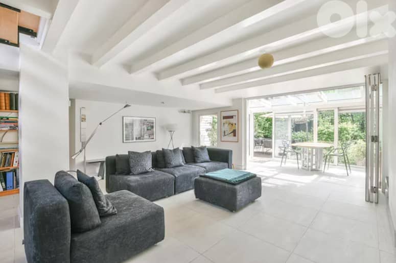 DOWNTOWN PRIME / PANORAMIC SEA VIEW (260SQ) 3 BEDROOMS , ( BT-727) 0