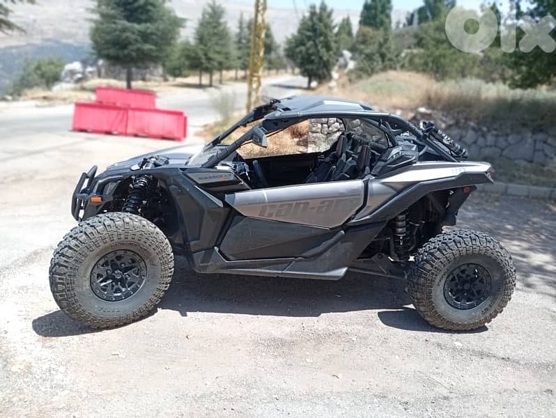 Can-am 2018 Maverick X3 1