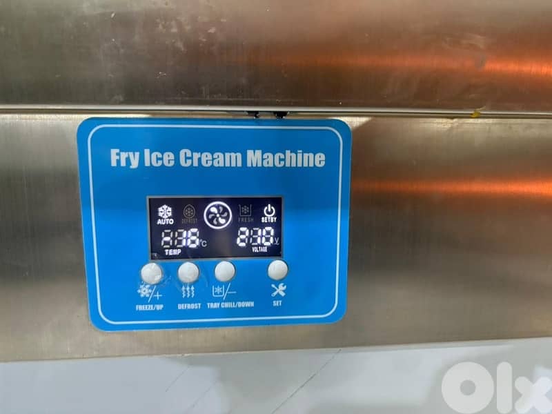 للبيع مكينة بوظة رول 3