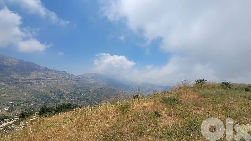 Land for sale in  Tannourine أرض للبيع في تنورين 5